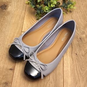 Nautical Ballerina Flats Shoes Grey and Black 6.5 (B)